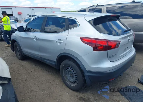 2017 Nissan Rogue Sport S из США, поврежденный, VIN JN1BJ1CP3HW005385